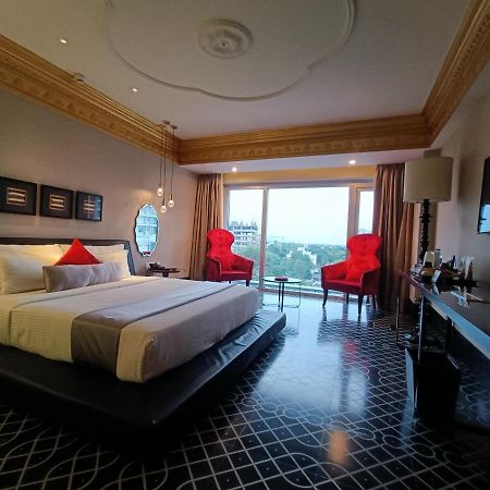 Boulevard By Design Hotel เชนไน ภายนอก รูปภาพ